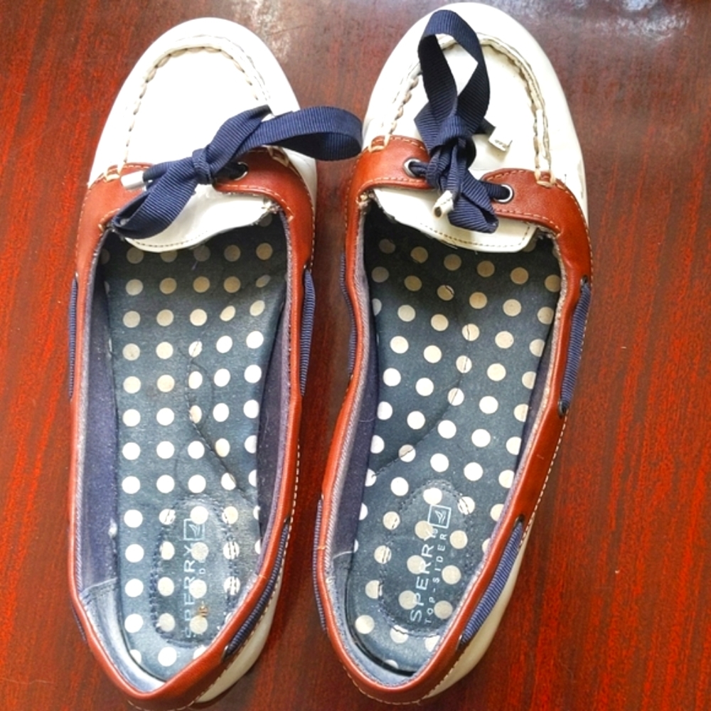 Sperry nautical flats